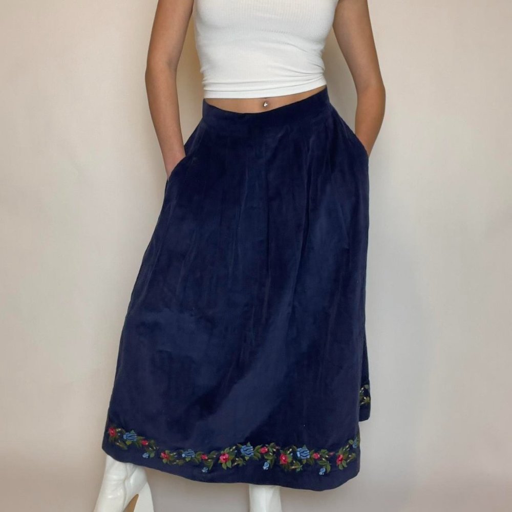 NWT vintage 90s navy blue corduroy embroidered maxi skirt